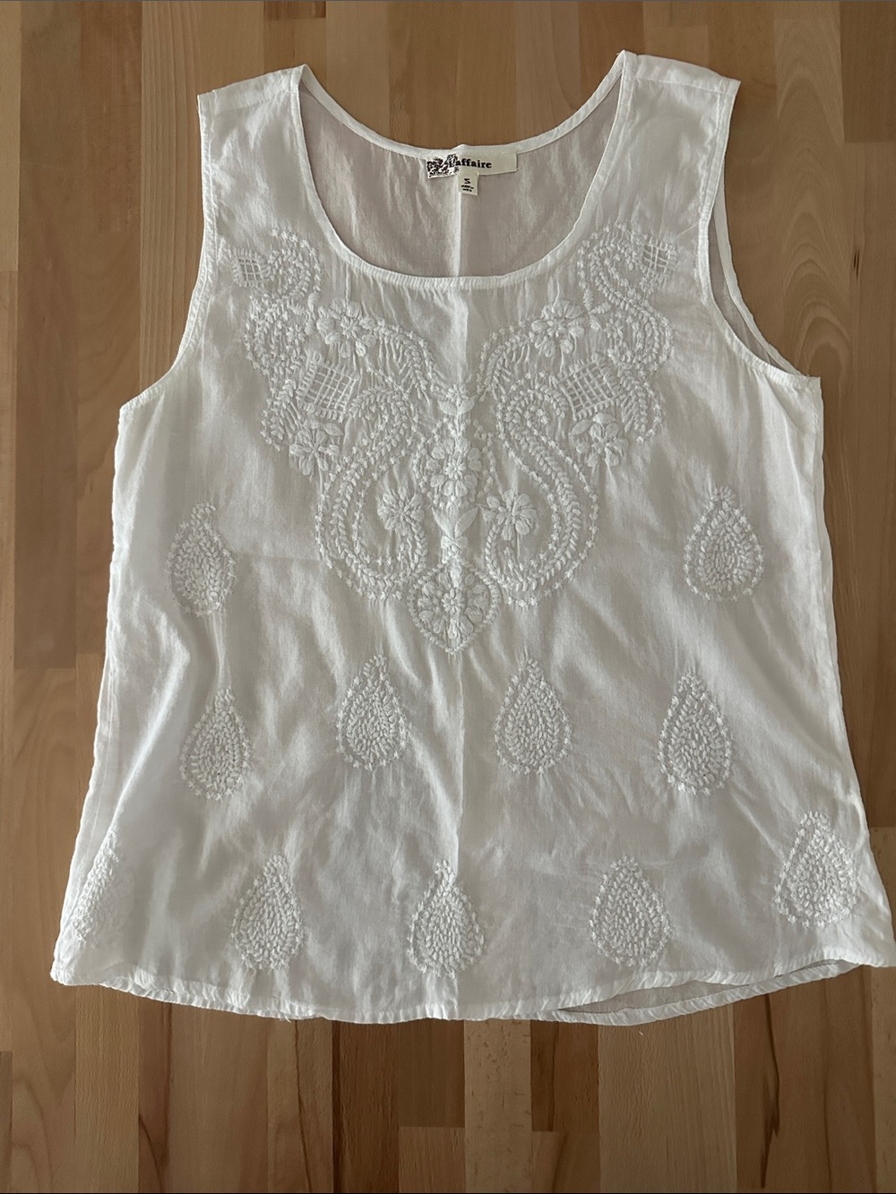 100% Cotton White Embroidered Scoop Neck Tank